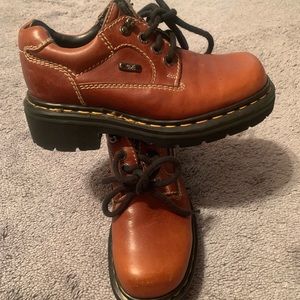 Doc Martens Low - THICK Soles - Size 4